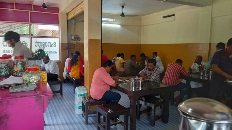 BEST RESTAURENTS IN KUNNATHUR