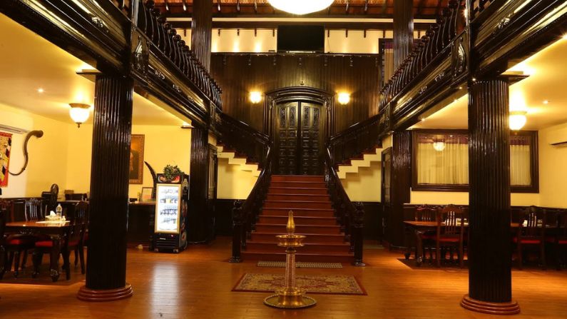 Cassia Restaurant in Alappuzha offering Kerala, Indian, and multi-cuisine dishes