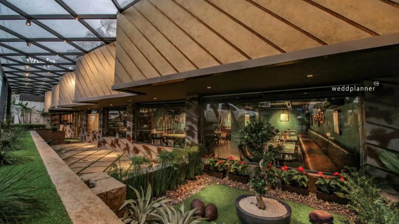 Restaurants in Ernakulam featuring Ramees Restaurant Kochi, known for Kerala and Arabian dishes